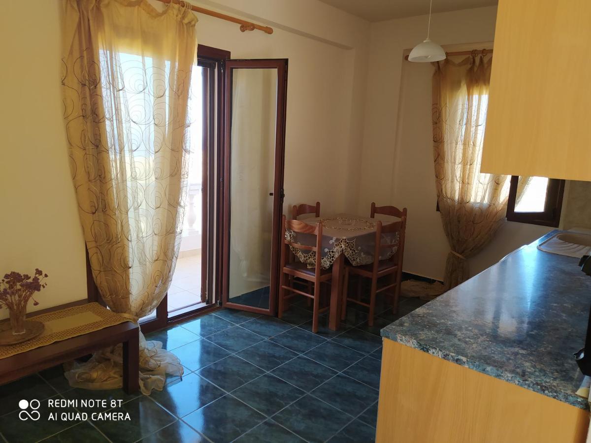 Odisseas Apartment 卡拉马基 外观 照片